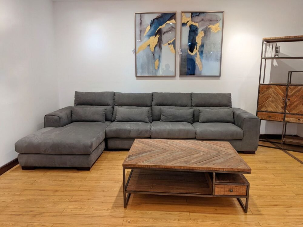 Elsie Sectional Sofa in Gray